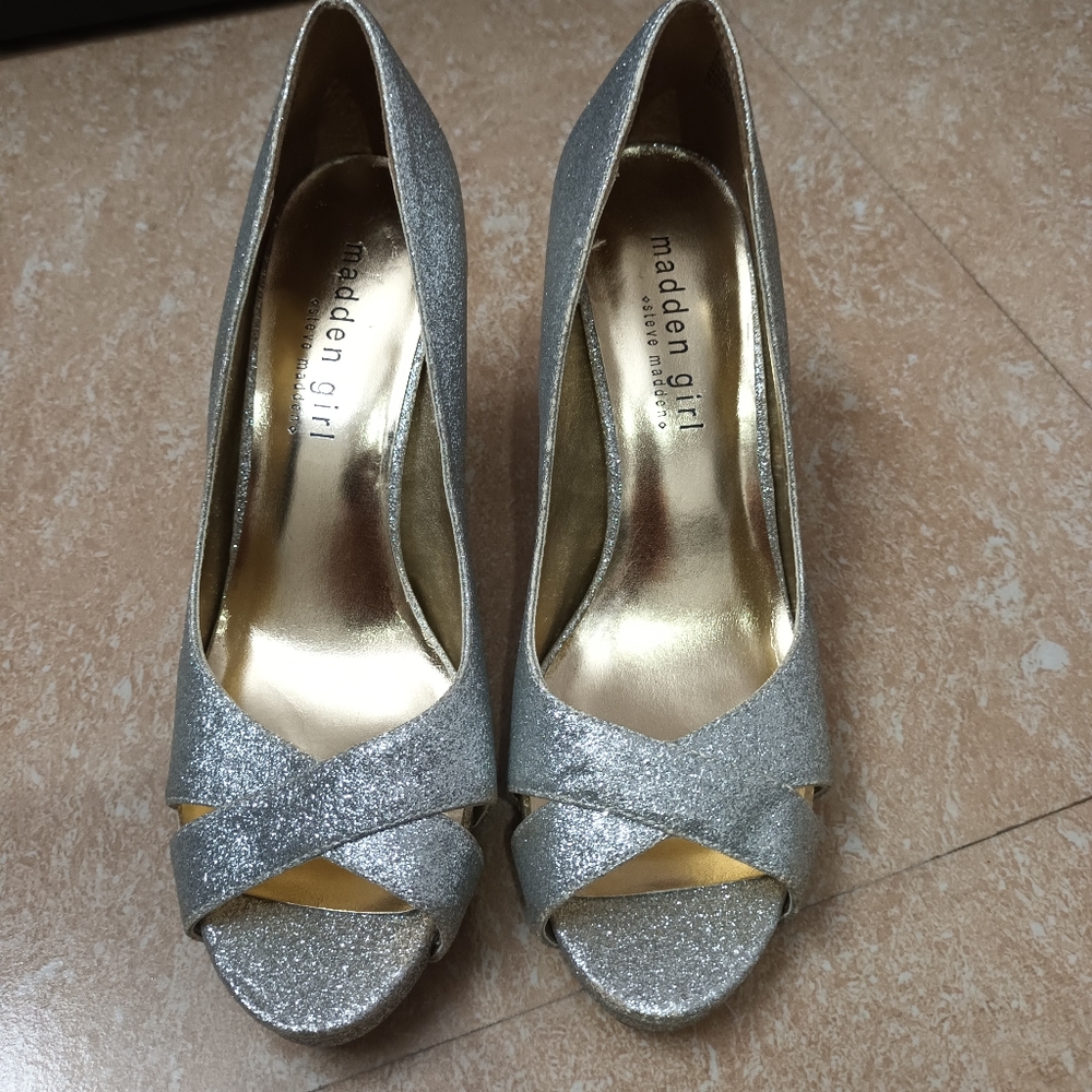 Steve madden  silver glittery heels - Picture 2 of 6